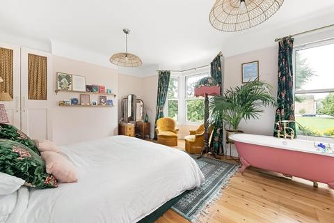 17 Alexandra Road, London, SE26 5NL