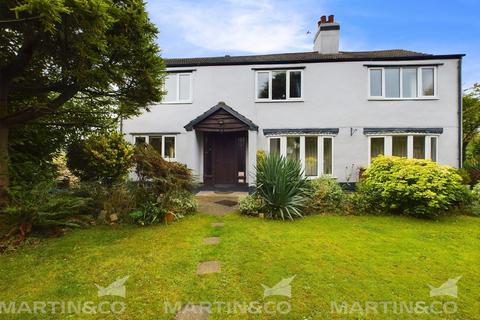 Trumfleet House Moss Lane, Trumfleet, Doncaster, DN6 0DT