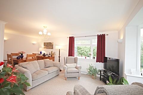 2 bedroom ground floor flat for sale, Arun Court, Pulborough