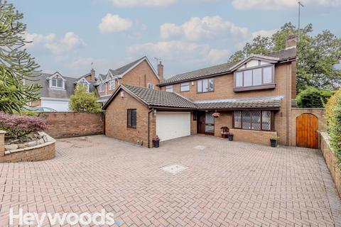 4 bedroom detached house for sale, Castel Close, Seabridge, Newcastle-under-Lyme