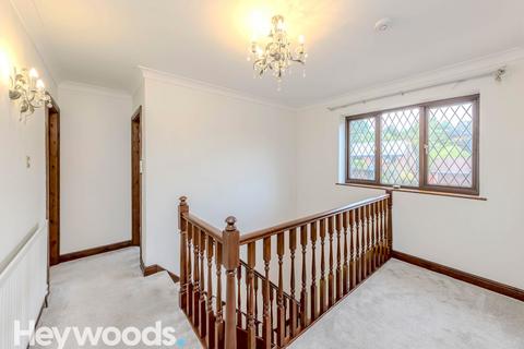 4 bedroom detached house for sale, Castel Close, Seabridge, Newcastle under Lyme