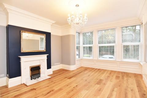 2 bedroom ground floor flat for sale, Harlow Moor Drive, Harrogate