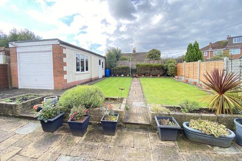 2 bedroom semi-detached bungalow for sale, Rydal Road, Harrogate