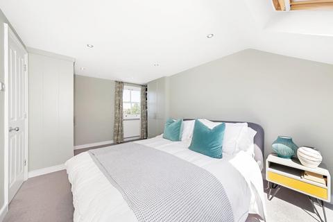 46 Friern Road, London, SE22 0AX