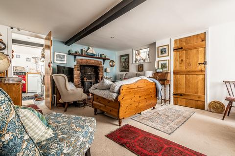 2 bedroom cottage for sale, High Street, Topsham