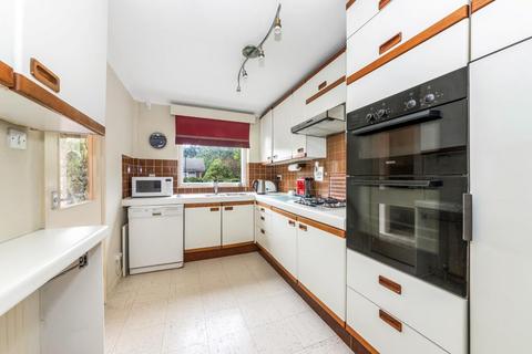 4 bedroom detached house for sale, Glebe Hyrst Giles Coppice London