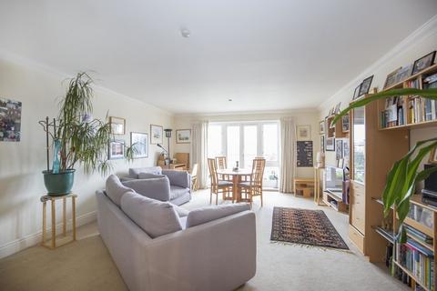 2 bedroom apartment for sale, Steadfast Road, Kingston Upon Thames KT1