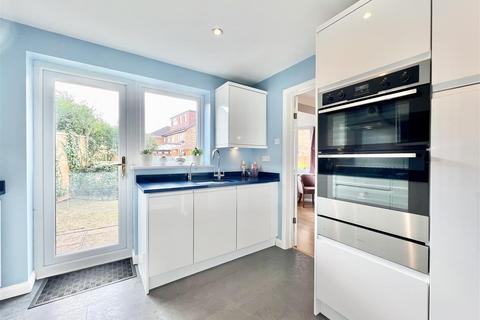 32 Anvil Way, Springfield, Chelmsford, CM1 6SZ