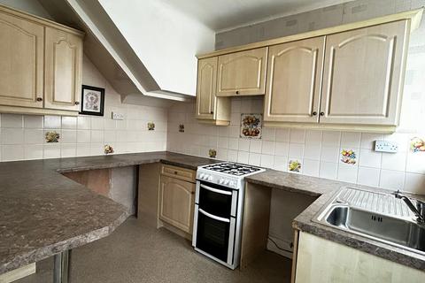 3 bedroom terraced house to rent, Margaret Road, Walton, Liverpool