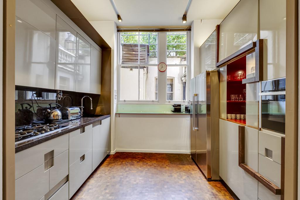 Rutland Gate,11,1-16