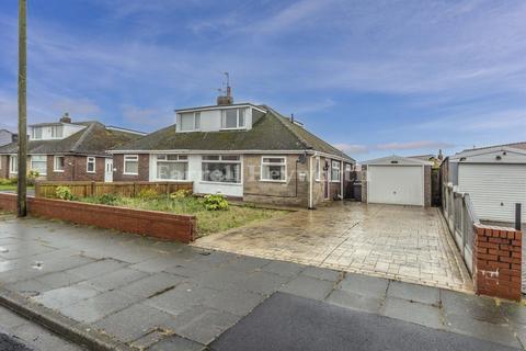 3 bedroom bungalow for sale, North Drive, Thornton Cleveleys FY5