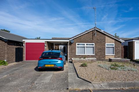 3 bedroom detached bungalow for sale, Springfield Avenue, Suffolk IP11