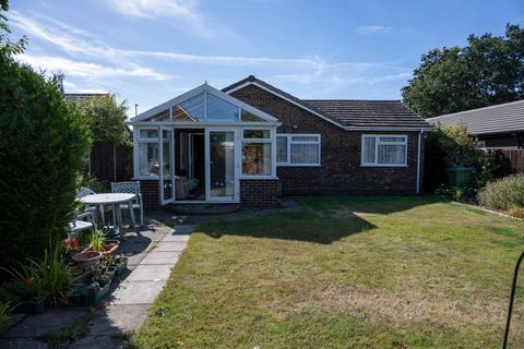 3 bedroom detached bungalow for sale, Springfield Avenue, Suffolk IP11