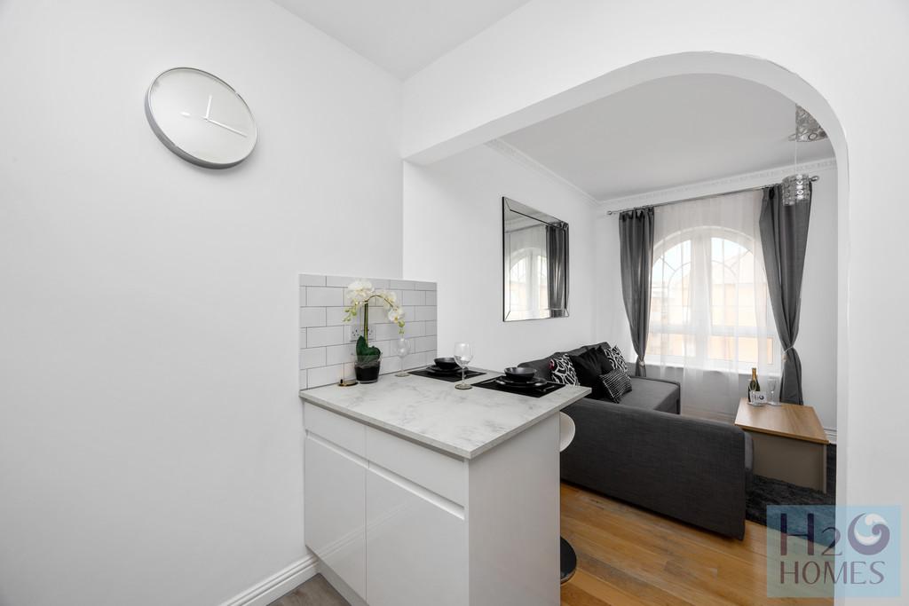 Starboard Court, 34-010