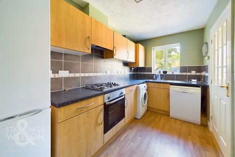 2 bedroom end of terrace house for sale, Ensign Way, Diss