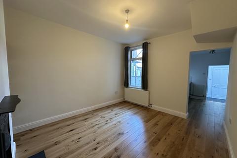 2 bedroom terraced house to rent, Cox Street, Ulverston, Cumbria