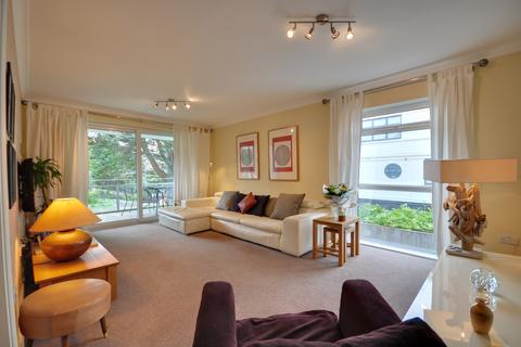 2 bedroom apartment to rent, Banks Road, Sandbanks