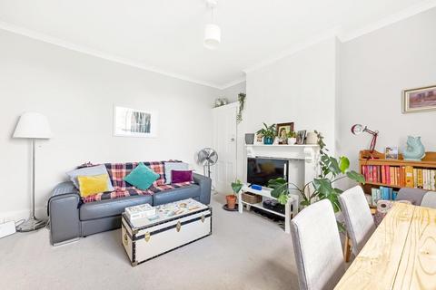 1 bedroom apartment for sale, Barry Road, East Dulwich, London, SE22