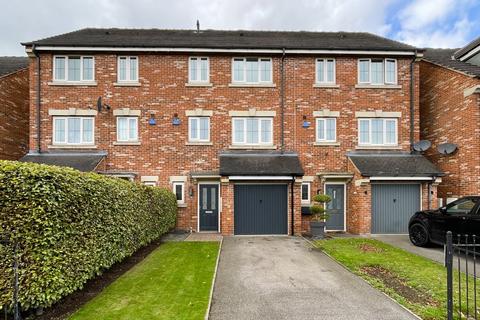 4 bedroom townhouse for sale, Honeysuckle Close, Doncaster DN4