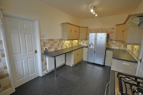 108 Bawtry Road, Harworth, Doncaster, DN11 8NS