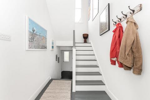 62a Railton Road, London, SE24 0LF