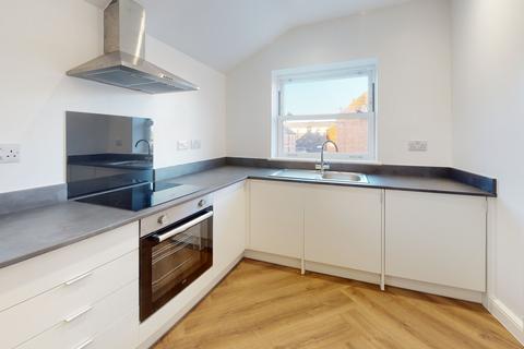 2 bedroom house to rent, Derby Road, LE11 LE11