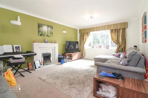 20 Brancaster Close, Amington, Tamworth, B77 3QD
