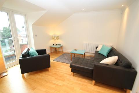 2 bedroom apartment to rent, The Hall, Leeds