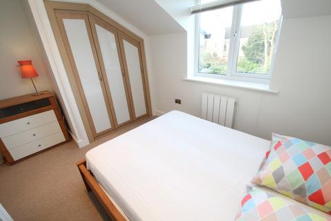 2 bedroom apartment to rent, The Hall, Leeds