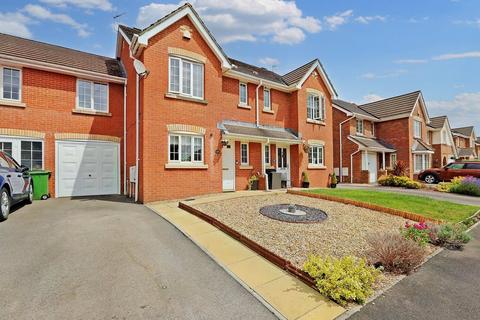 4 bedroom semi-detached house for sale, Woodland View, Pontypridd CF38