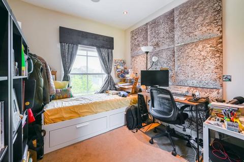 2 bedroom flat for sale, Prince of Wales Road, Kentish Town, London, NW5