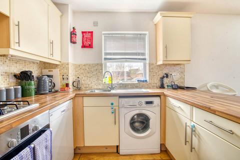 2 bedroom apartment to rent, Sorrel Road, Lincoln