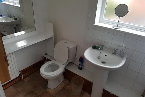 3 bedroom flat to rent, *£100pppw excl bills* Noel Street, NG7 6AW