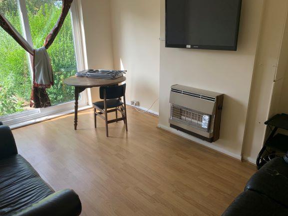 150 Rolleston - Lounge.jpg