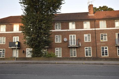 3 bedroom maisonette for sale, The Hyde, London NW9