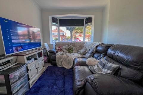 3 bedroom semi-detached house for sale, Chelmsford Avenue, Grimsby, N E Lincs, DN34