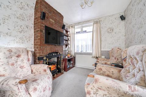 2 bedroom semi-detached house for sale, Allenby Drive, Hornchurch