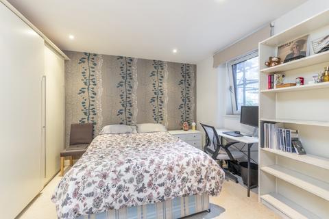 2 bedroom flat for sale, Clerkenwell Road, Clerkenwell, London