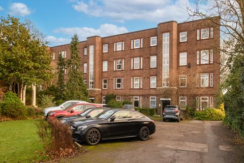 2 bedroom flat for sale, Rosemary Gardens, East Sheen, London