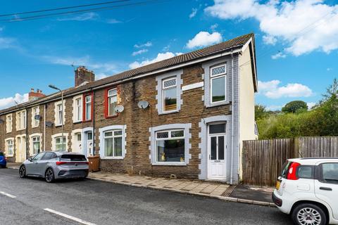 3 bedroom end of terrace house for sale, Hendre Road, Abertridwr, Caerphilly, CF83 4DT