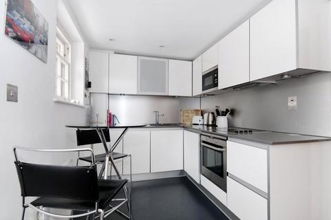 2 bedroom flat to rent, St. John Street, London