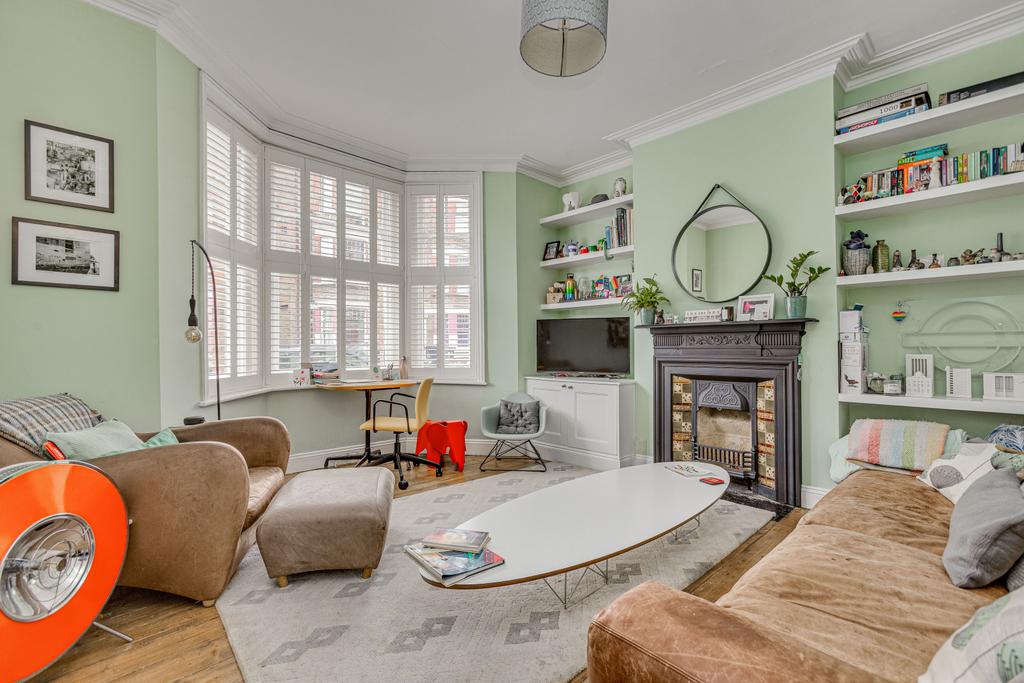 Elmhurst Mansions, Edgeley Road, London 1 bed flat for sale £525,000