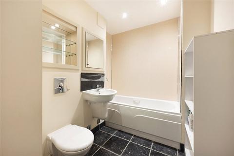 2 bedroom flat to rent, Millharbour, London