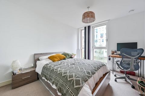 1 bedroom flat to rent, CABLE WALK, Greenwich, London, SE10