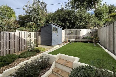 121 Cornish Crescent, Truro, TR1 3PF