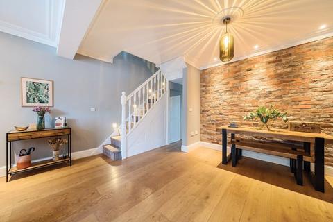 48 Lannoy Road, London, SE9 2BN