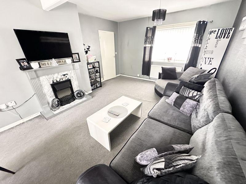 Woodvale Road, Ellesmere Port 3 bed property to rent £850 pcm (£196 pw)