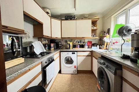 3 bedroom end of terrace house for sale, Highburrow Court, Redruth