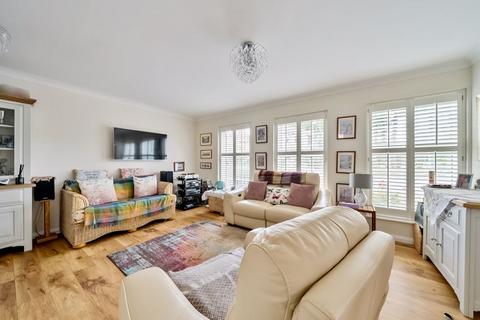 3 bedroom detached house for sale, Goldcrest Way, West Purley