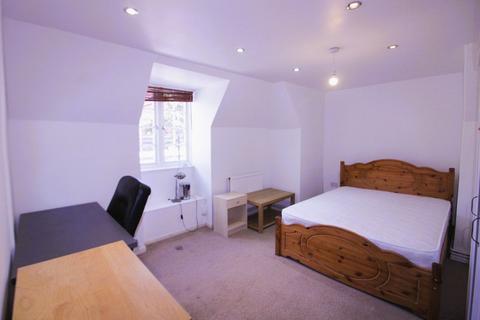 5 bedroom maisonette to rent, Euston, London NW1